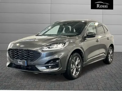Usata Ford Kuga ST-Line 152 CV (111 kW) 2023 Grigio medio metallizzato SUV