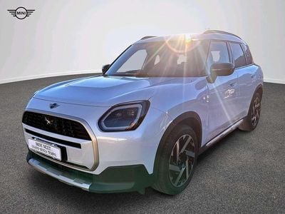 Usata Mini Countryman Favoured 170 CV (125 kW) 2025 Bianco SUV