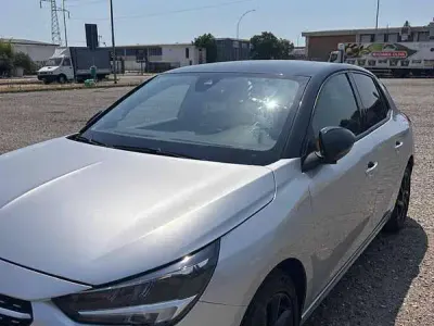 Usata Opel Corsa Elegance 75 CV (55 kW) 2023 Grigio Utilitaria
