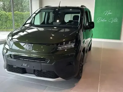 Nuova Fiat Qubo Icon 100 CV (73 kW) 2026 Verde