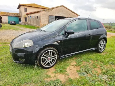 Usata Fiat Punto 90 CV (66 kW) 2009 Nero Utilitaria