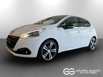 Usata Peugeot 208 102 CV (75 kW) 2019 Bianco Utilitaria