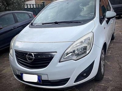 Usata Opel Meriva 120 CV (88 kW) 2013 Bianco Monovolume