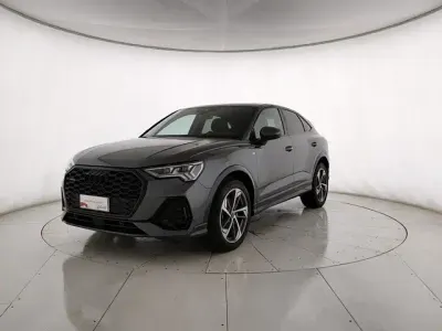 Usata Audi Q3 Sportback S-Line 193 CV (141 kW) 2025 Grigio daytona perla SUV