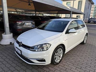 Gebraucht VW Golf VIII Trendline 131 PS (96 kW) 2020 Weiß Limousine