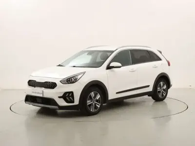 Usata Kia Niro Urban 141 CV (103 kW) 2022 Bianco SUV