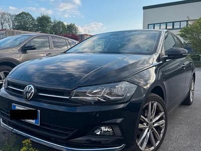 Begagnad VW Polo Highline 110 HK (80 kW) 2021 Svart Halvkombi