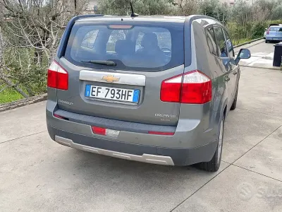 Usata Chevrolet Orlando 131 CV (96 kW) 2011 Grigio Monovolume