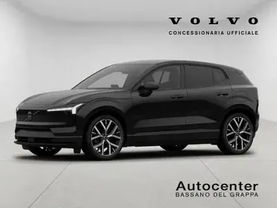 Nuova Volvo EX30 Plus 200 kW (272 CV) 2026 Nero SUV