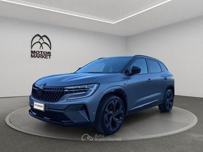 Usata Renault Austral Iconic Esprit Alpine 199 CV (146 kW) 2023 Grigio / gray SUV