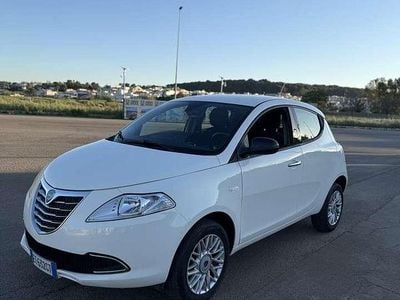 Usata Lancia Ypsilon Gold 80 CV (58 kW) 2014 Other Utilitaria