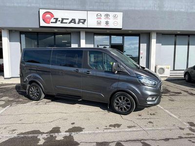 Usata Ford Tourneo Titanium 131 CV (96 kW) 2022 Meteor gray Monovolume