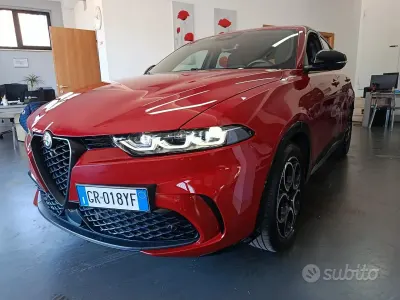 Usata Alfa Romeo Tonale Sprint 131 CV (96 kW) 2024 Rosso SUV