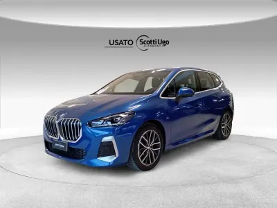 Begagnad BMW 218 Active Tourer M Sport 150 HK (110 kW) 2023 Blå Minibuss