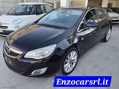 Usata Opel Astra Cosmo 125 CV (91 kW) 2010 Grigio Berlina
