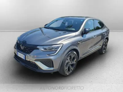 Usata Renault Arkana Engineered 143 CV (105 kW) 2023 Grigio SUV