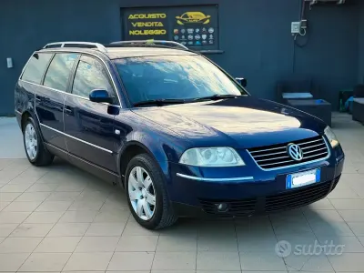 Usata VW Passat Business 130 CV (95 kW) 2003 Bluazzurro Station wagon