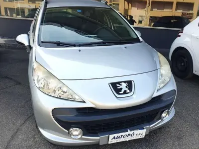 Usata Peugeot 207 Sport 73 CV (53 kW) 2008 Grigio Station wagon