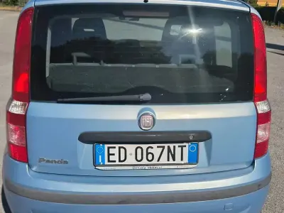 Usata Fiat Panda 69 CV (50 kW) 2010 Bluazzurro Utilitaria