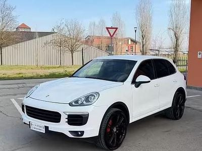 Usata Porsche Cayenne 250 CV (183 kW) 2015 Bianco SUV
