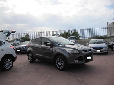 Usata Ford Kuga Titanium 140 CV (102 kW) 2014 Grigio SUV