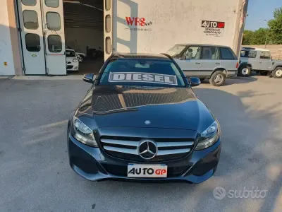 Usata Mercedes C180 Executive 116 CV (85 kW) 2015 Grigio Station wagon