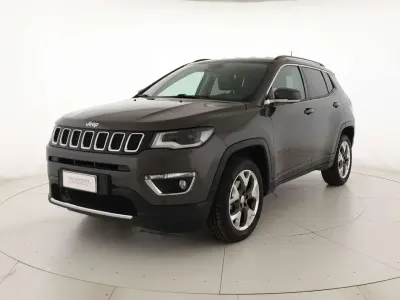 Usata Jeep Compass Limited 140 CV (102 kW) 2020 Grigio metallizzato scuro SUV