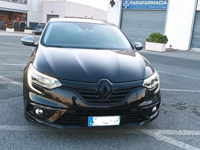 Usata Renault Mégane IV 110 CV (80 kW) 2018 Nero Utilitaria