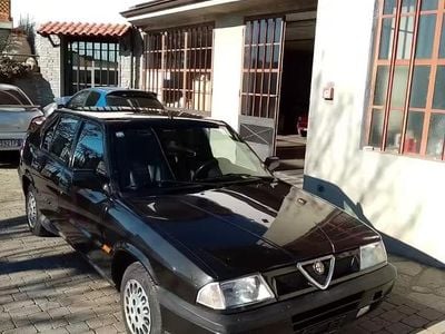 Usata Alfa Romeo 33 88 CV (64 kW) 1994 Nero Berlina