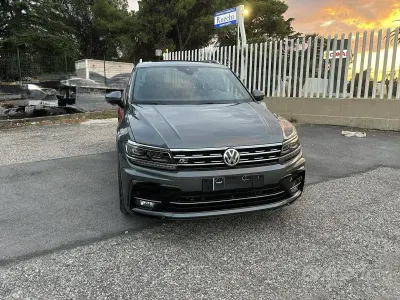 Usata VW Tiguan R-line 190 CV (139 kW) 2018 Grigio SUV