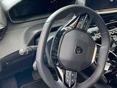 Usata Peugeot 208 Allure 100 kW (136 CV) 2025 Grigio Utilitaria