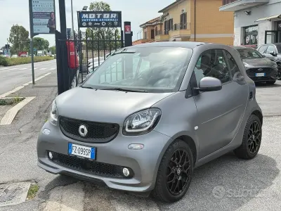 Usado Smart ForTwo Coupé Superpassion 90 CV (66 kW) 2019 Gris Coupe