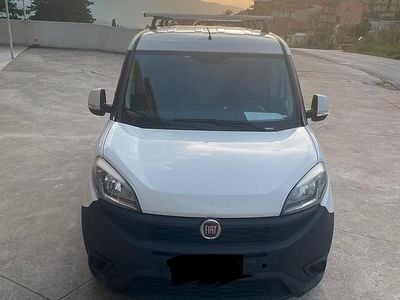 Usata Fiat Doblò 95 CV (69 kW) 2015 Bianco Monovolume