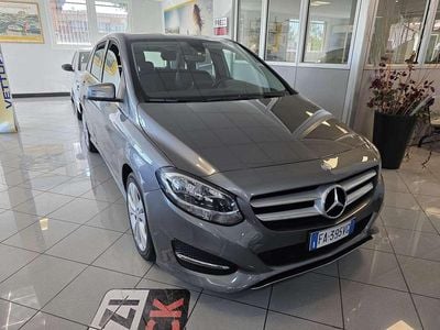 Mercedes B220