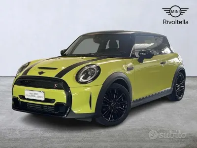 Usata Mini Cooper S 178 CV (130 kW) 2023 Giallo Utilitaria