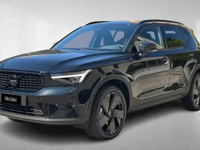 Nuova Volvo XC40 Plus 163 CV (119 kW) 2026 Nero SUV