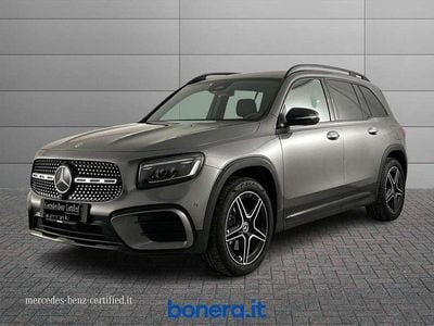 Mercedes GLB200