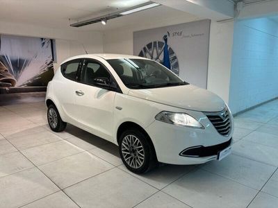 usata Lancia Ypsilon 0.9 TwinAir 85 CV 5 porte Metano Ecochic Gold del 2013 usata a L'Aquila