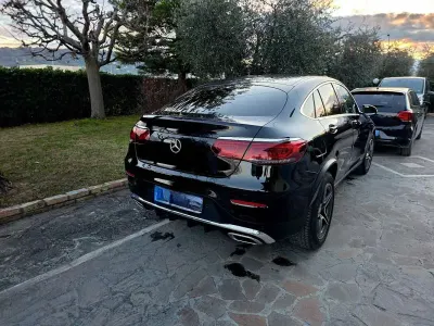 Usata Mercedes GLC200 Premium Plus 163 CV (119 kW) 2019 Nero SUV