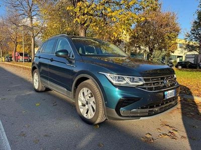 Usata VW Tiguan Elegance 150 CV (110 kW) 2023 Blu/azzurro SUV