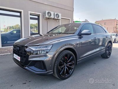 Usata Audi Q8 Sport 286 CV (210 kW) 2021 Grigio SUV