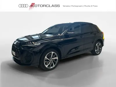 Usata Audi Q5 S-Line 204 CV (150 kW) 2025 Nero mito metallizzato SUV