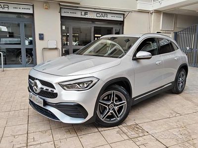 Usata Mercedes GLA200 Premium 150 CV (110 kW) 2023 Grigio SUV