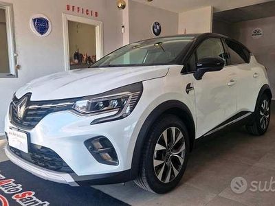 Usata Renault Captur Intens 100 CV (73 kW) 2020 Bianco SUV