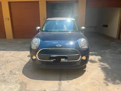 Usata Mini ONE 102 CV (75 kW) 2016 Bluazzurro Utilitaria