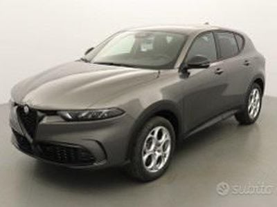 Usata Alfa Romeo Tonale Sprint 190 CV (139 kW) 2024 Grigio vesuvio SUV