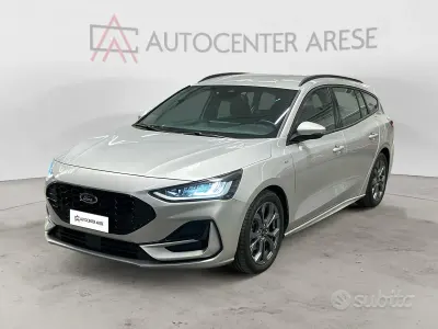 Usata Ford Focus ST-Line 116 CV (85 kW) 2023 Grigio Station wagon