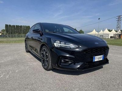 Usata Ford Focus ST-Line 120 CV (88 kW) 2019 Nero Berlina