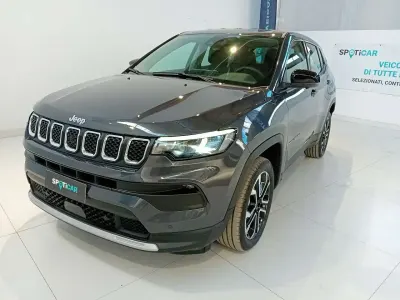 Usata Jeep Compass Altitude 131 CV (96 kW) 2024 Other SUV