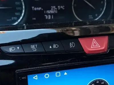 Usata Lancia Ypsilon 85 CV (62 kW) 2013 Nero Utilitaria